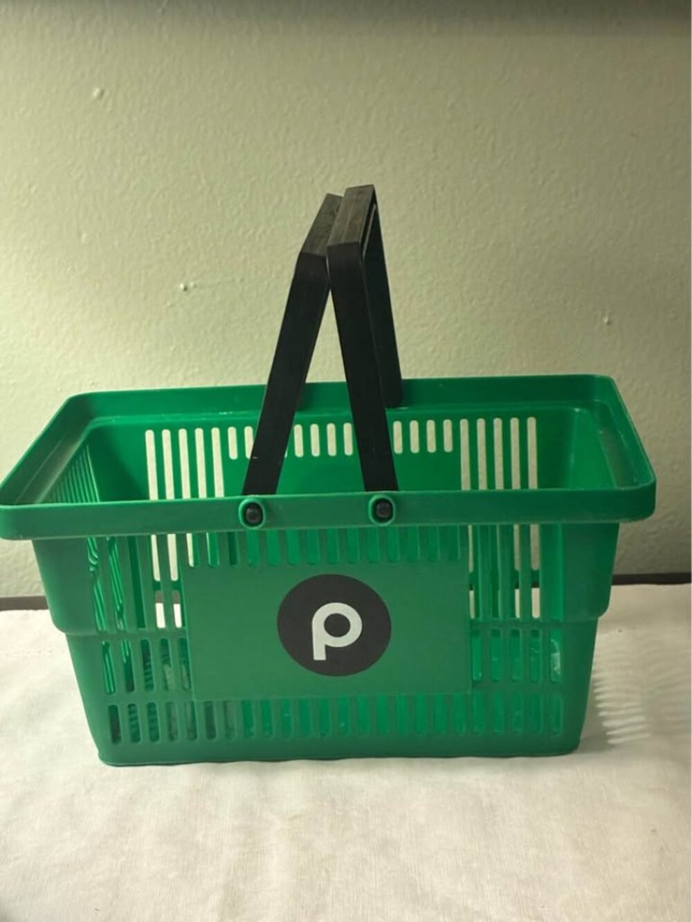 Miniature Publix Shopping Hand Basket for Gift Basket Toy Display Storage Trinke